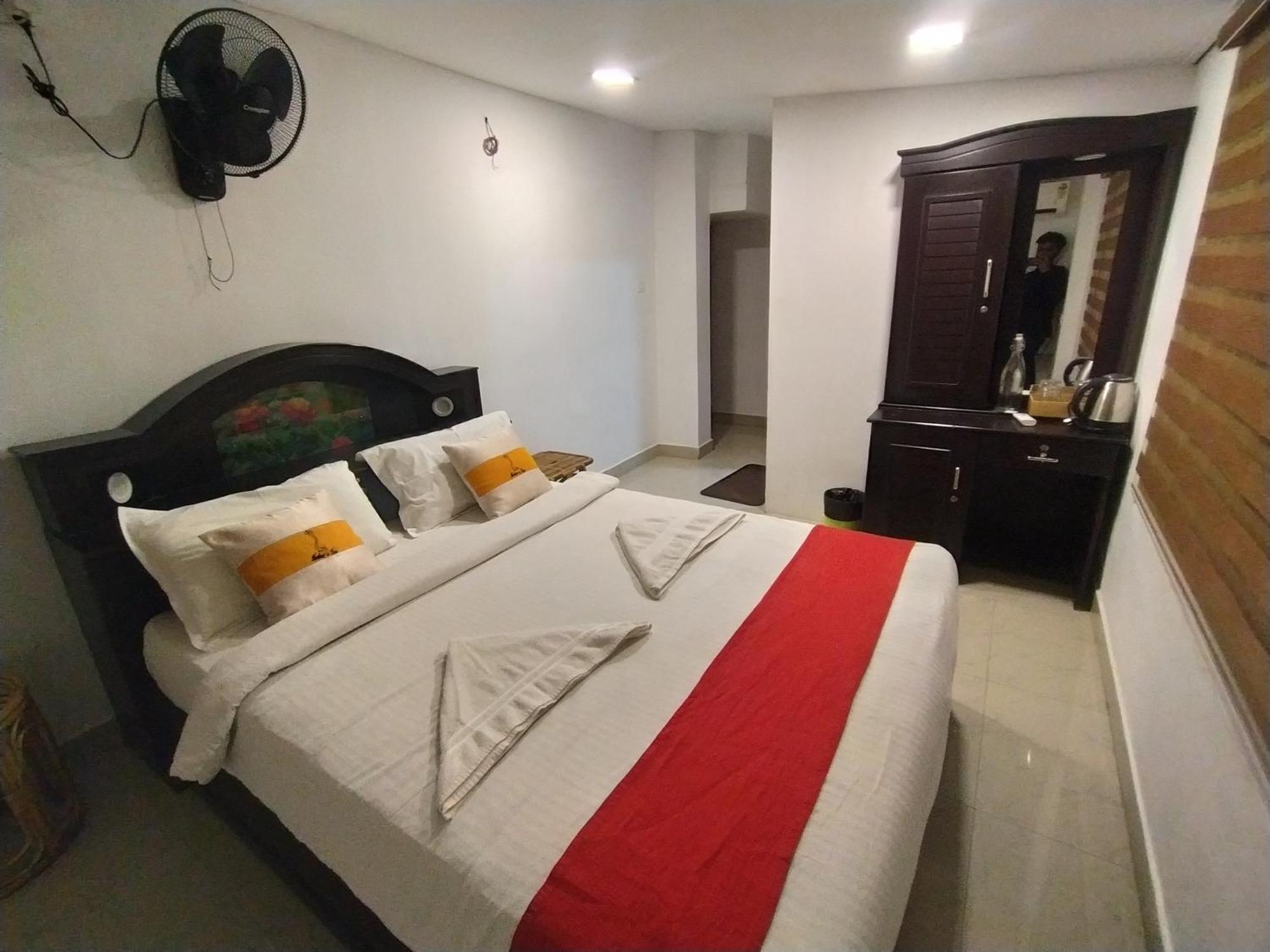 Mother'S Inn Homestay Kochi Exterior photo